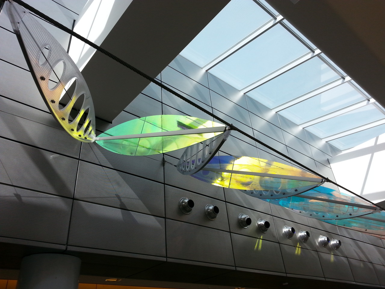 A different angle to show the detail of Ed Carpenter’s Wichita Dwight D. Eisenhower National Airport signature sculpture Aloft. | Image 12 | Ed Carpenter, Artist