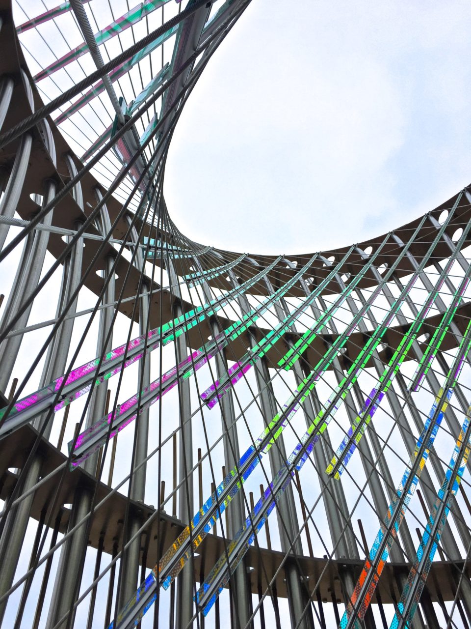 Harvest monumental public sculpture in Lincoln, Nebraska close up, showing dichroic glass on stainless steel cables. | Image 12 | Ed Carpenter, Artist